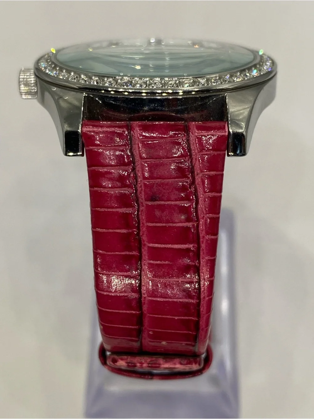 Men’s ^^^ Kenneth Cole  *** New York  *Red Strap *** Crystal Bezel  *^* Iced ^^^